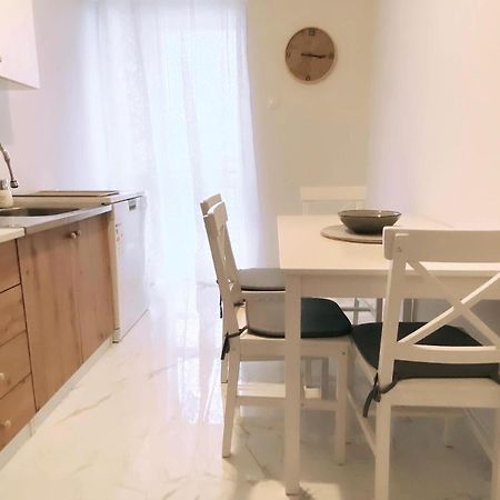 Apartman Colapis- Self Check In, Free Parking, Premium Location! Karlovac Exterior photo