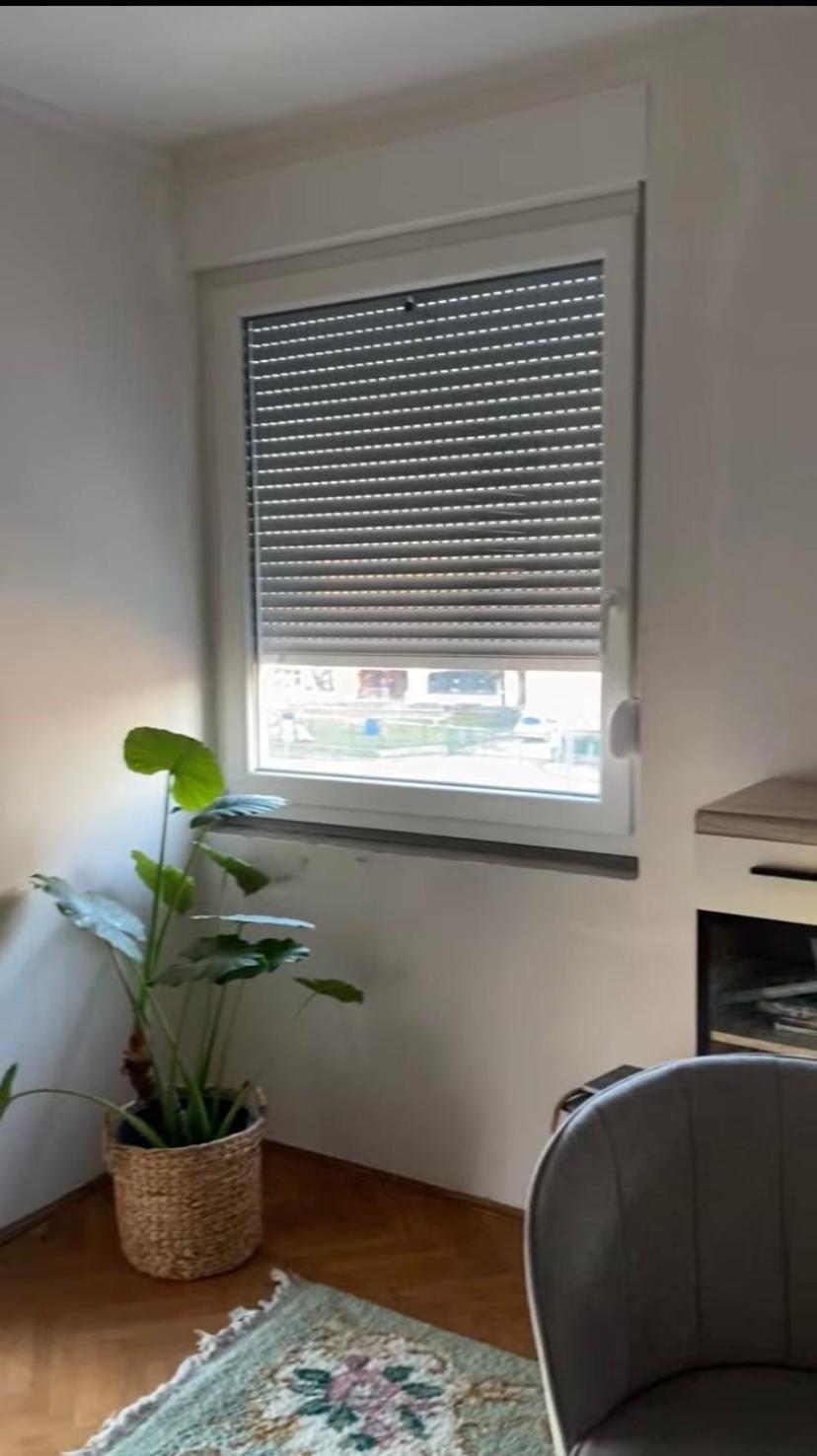 Apartman Colapis- Self Check In, Free Parking, Premium Location! Karlovac Exterior photo